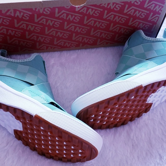 New Womens Van's Ultrarange Gore - Picture 3 of 6